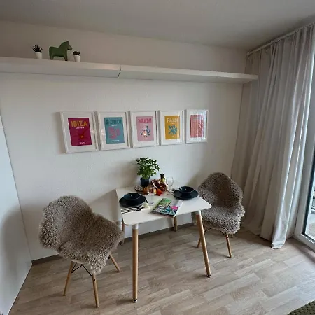 Komfortables, Barrierefreies Mit Sonnigem Balkon In Der Naehe Von Flughafen Und Messe 30 *